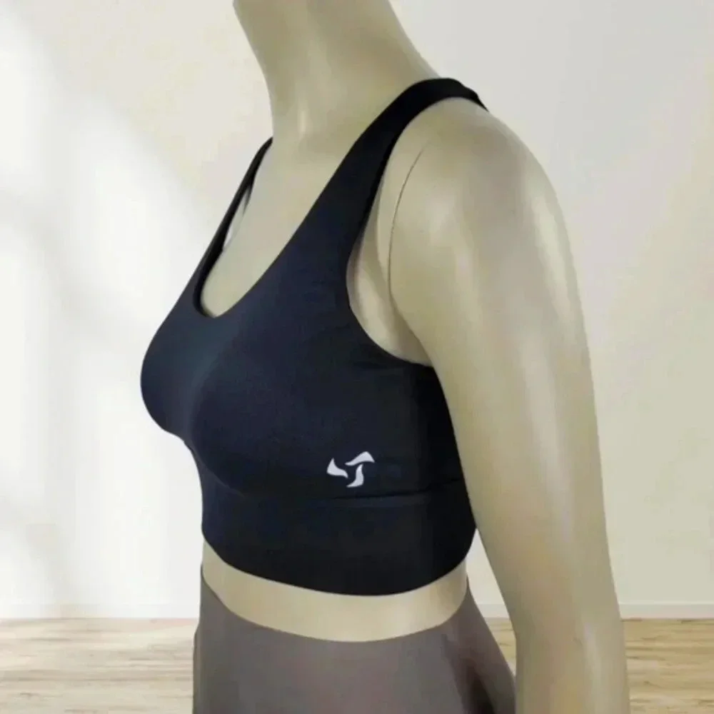 Pedigree eMPWR Women’s Strapback Sports Bra | High Support | Evo-Dry™ (black) - Picture 4 of 9
